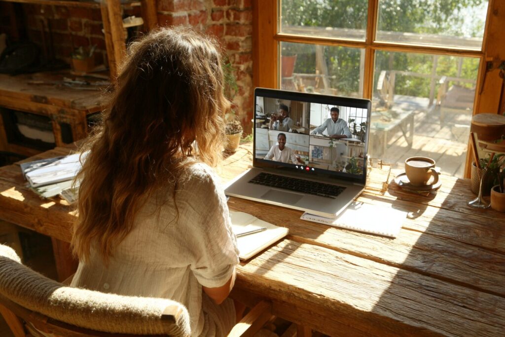 Remote Headhunting for Startups: A Complete Guide